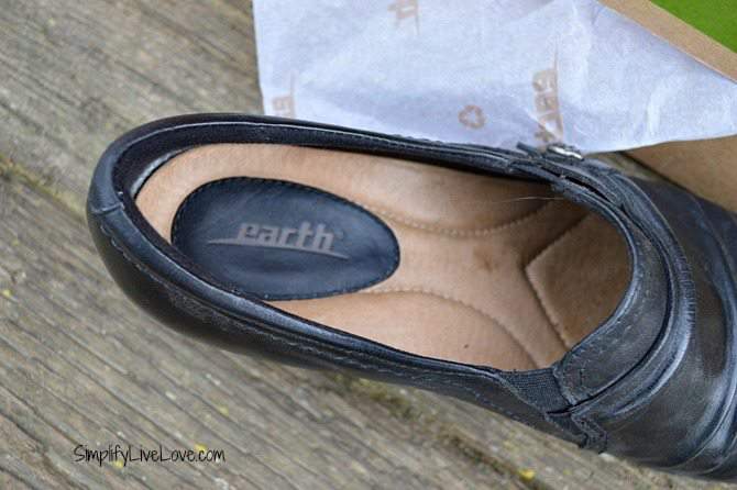 New Shoes for Me – Review of #EarthFootware The Maize #sp