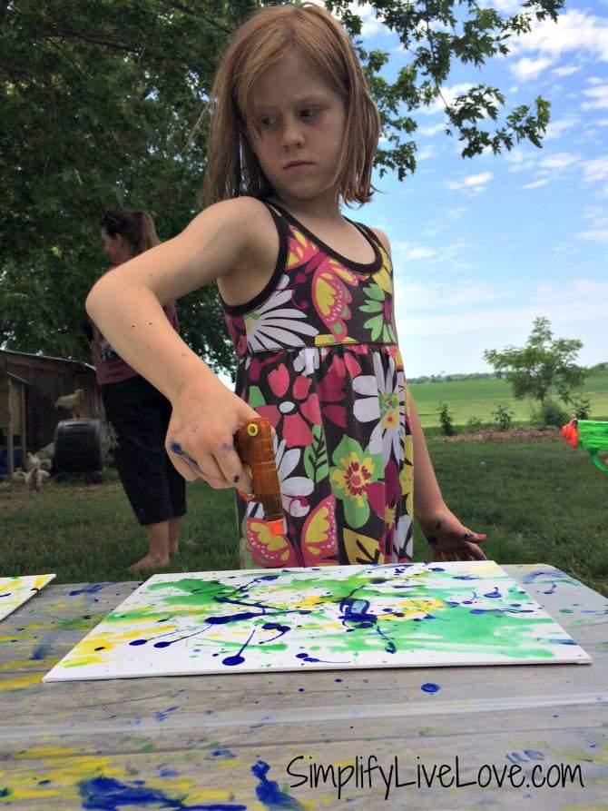 Squirt Gun Canvas Art - Fun Summer Activity for Kids #pmedia #pressnsealhacks #ad 5