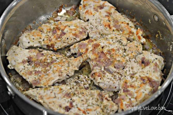 One of my Favorite Mediterranean Recipes - Yummy Greek Chicken - flip the chicken and saute on the other side from SimplifyLiveLove.com #MezzettaMemories #ad