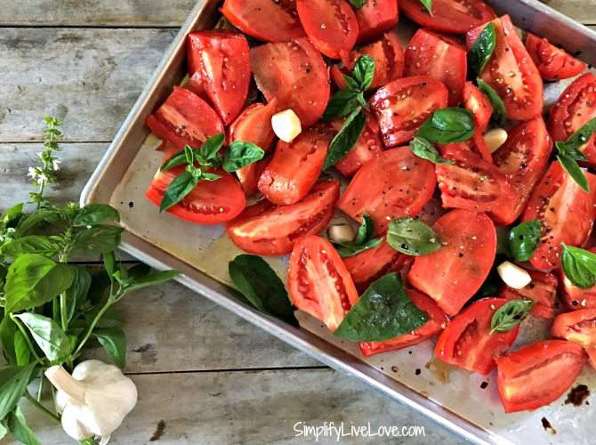 Homemade roasted tomato sauce