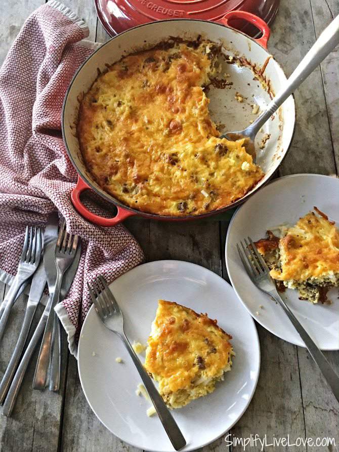 Overnight Crockpot Christmas Breakfast Casserole - Restless Chipotle