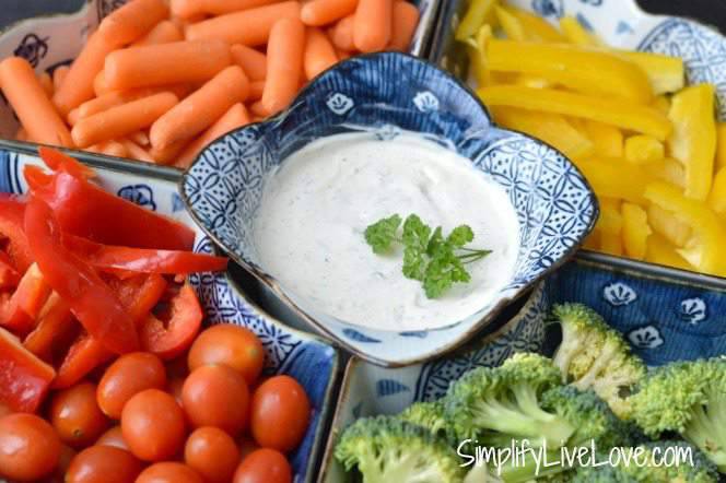 Healthy Veggie Dip made with Fresh Dill & Sour Cream