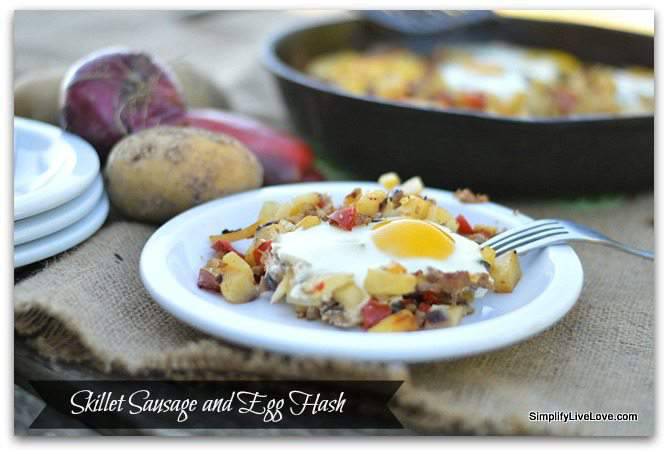 Easy Skillet Sausage and Egg Hash