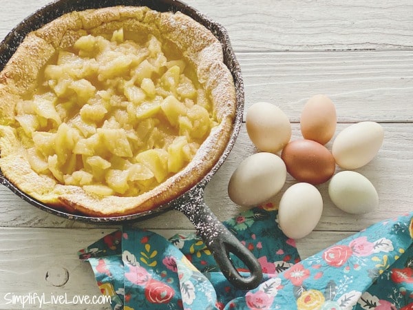 german pancakes with apples