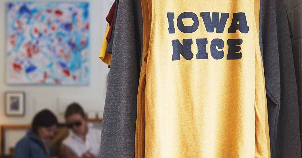 Shop Local & Online to Support Iowa Artisans & Farmers - Simplify, Live ...
