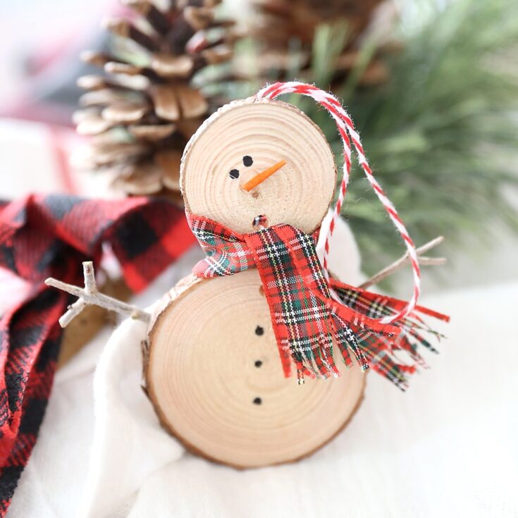 Image for Make an easy wood slice snowman Christmas ornament