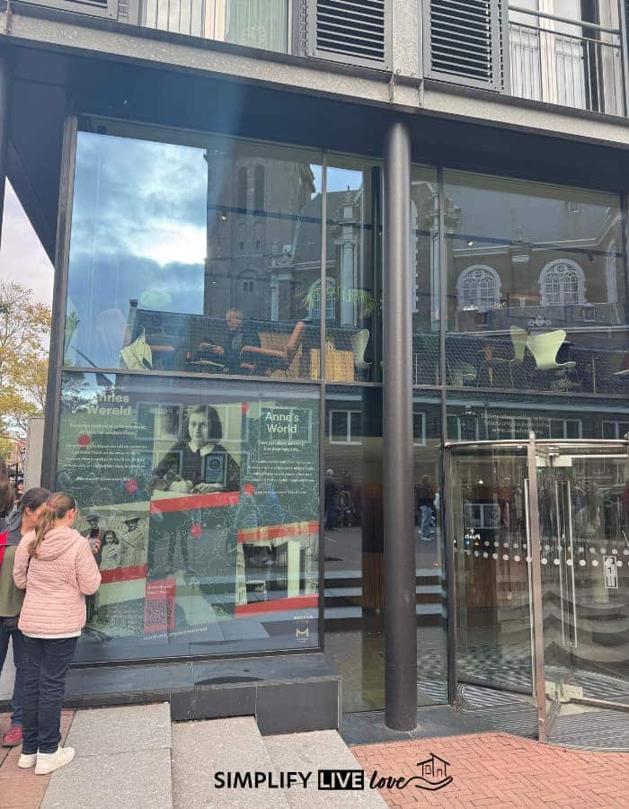 Anne Frank Secret Annex Amsterdam (1)