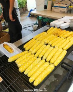 corn on the cob at the iowa state fair