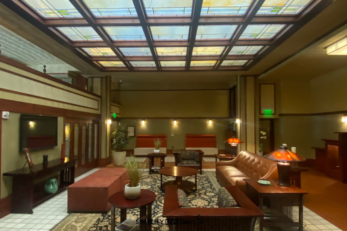 frank lloyd wright hotel in mason city