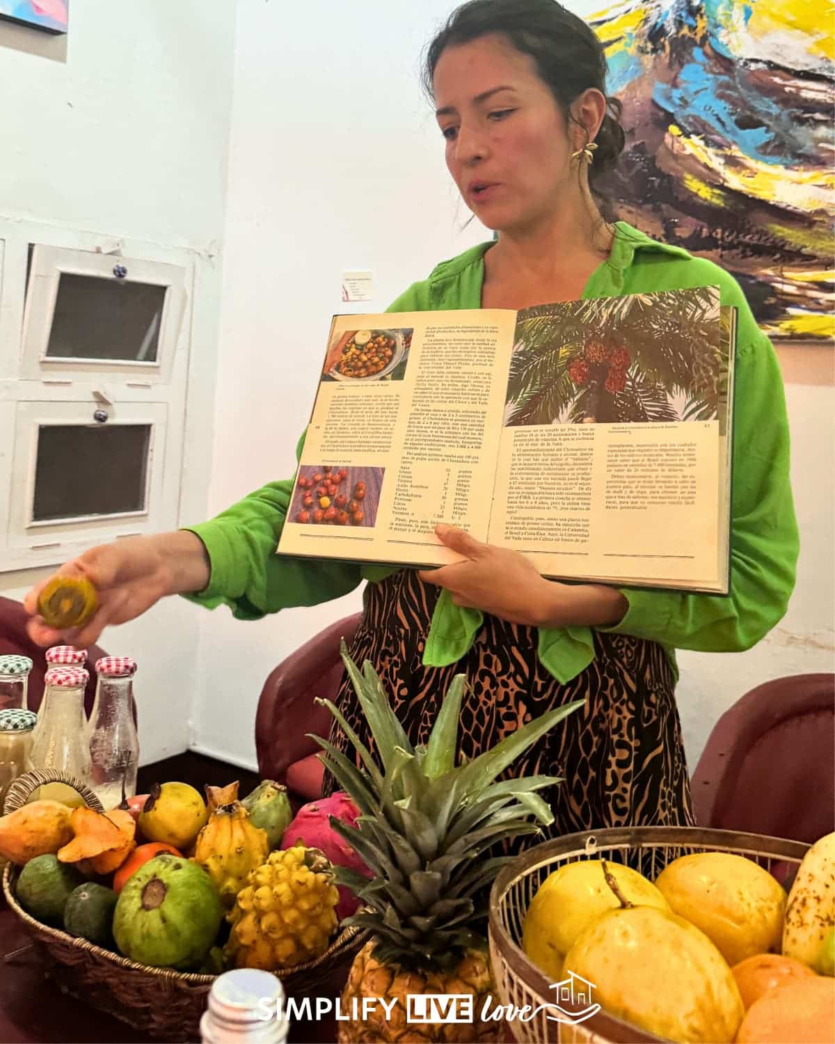 fruit tasting in Colombia