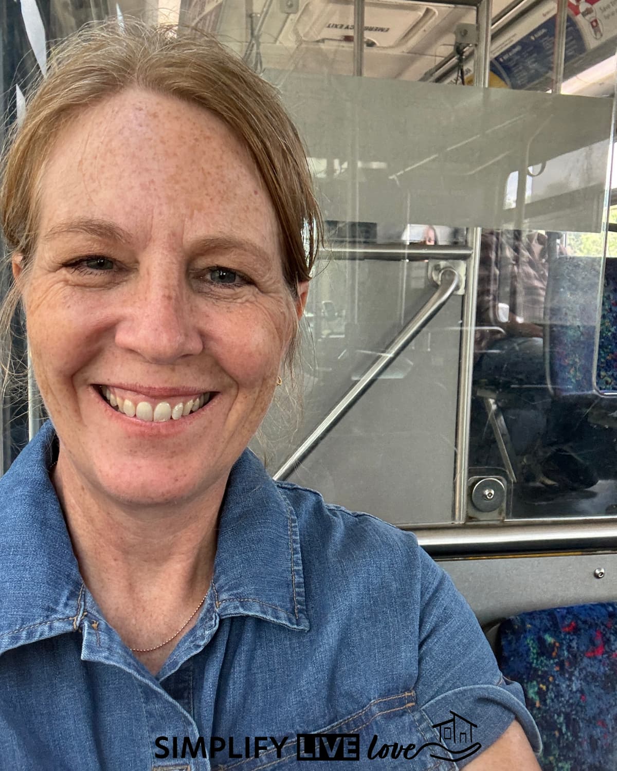 riding the MN metro bus from MOA to downtown